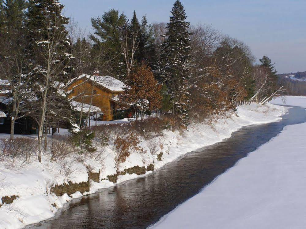 Pond'S Resort Blackville Extérieur photo